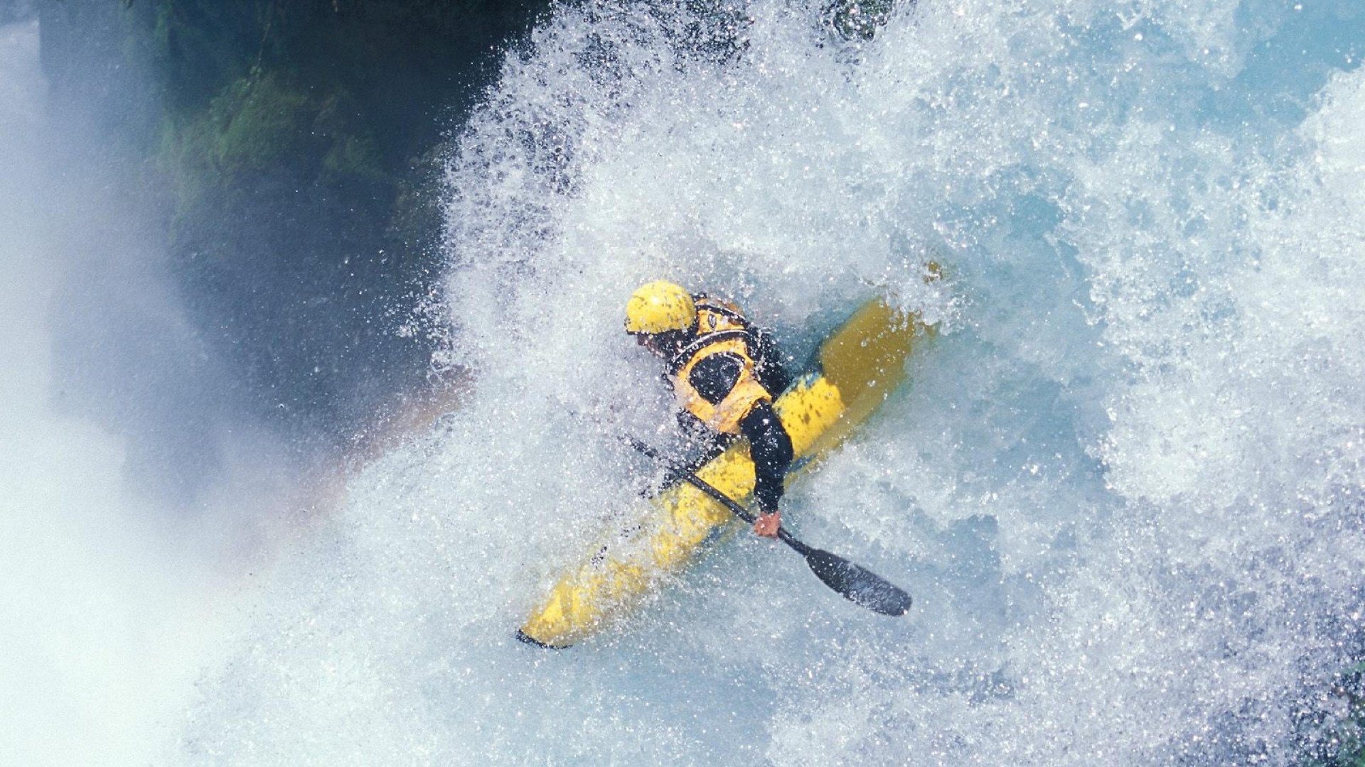 开云下载-欧冠淘汰赛焦点战，骑士翻盘深圳队，当两个世界的热血在同一夜燃烧